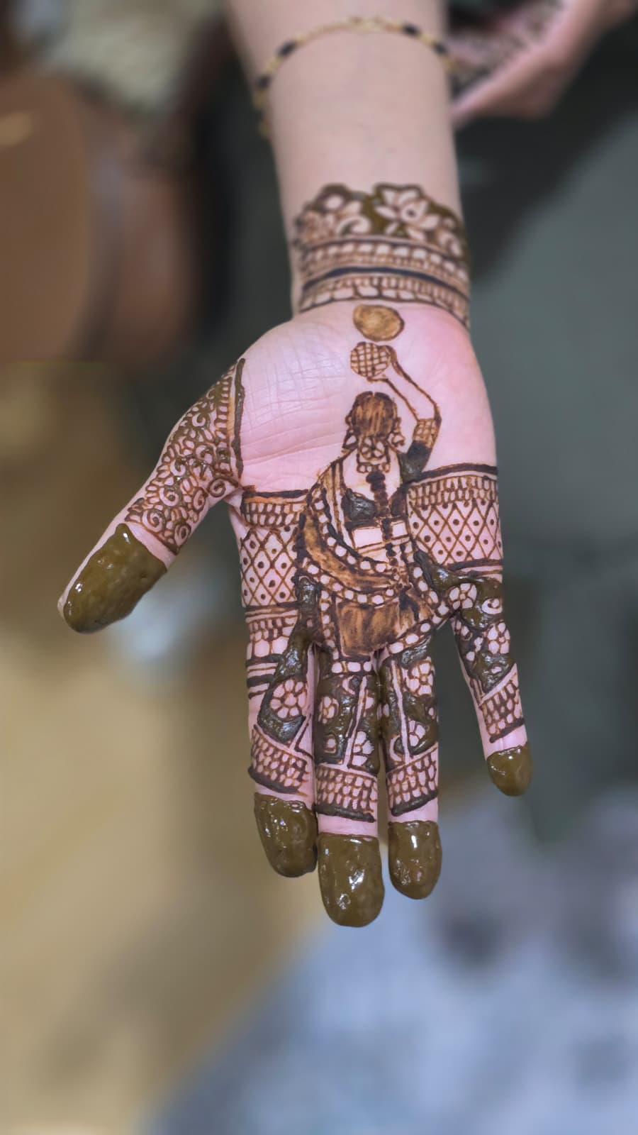 Henna Service 2