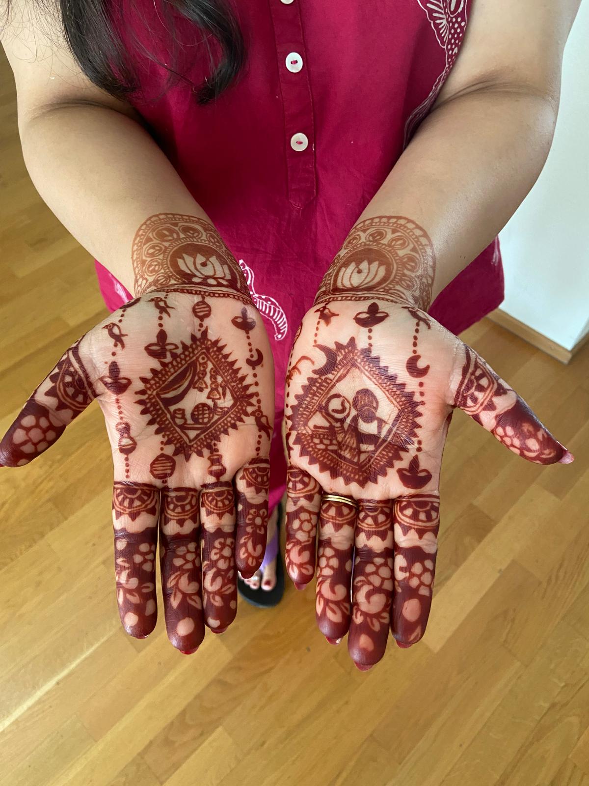 Henna Service 3