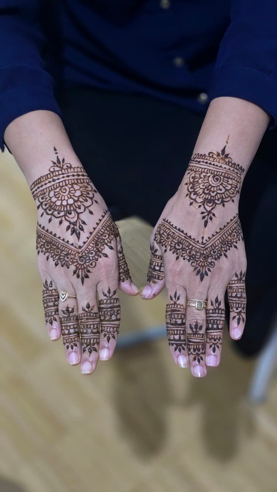 Henna Service 5