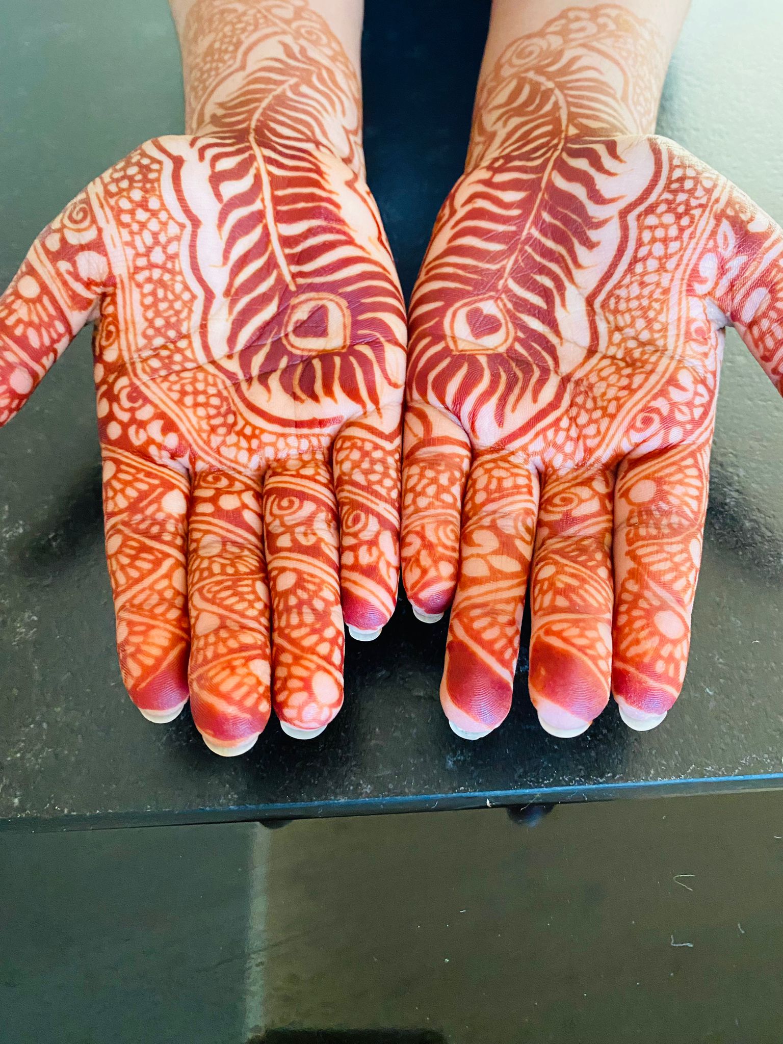 Henna Service 7