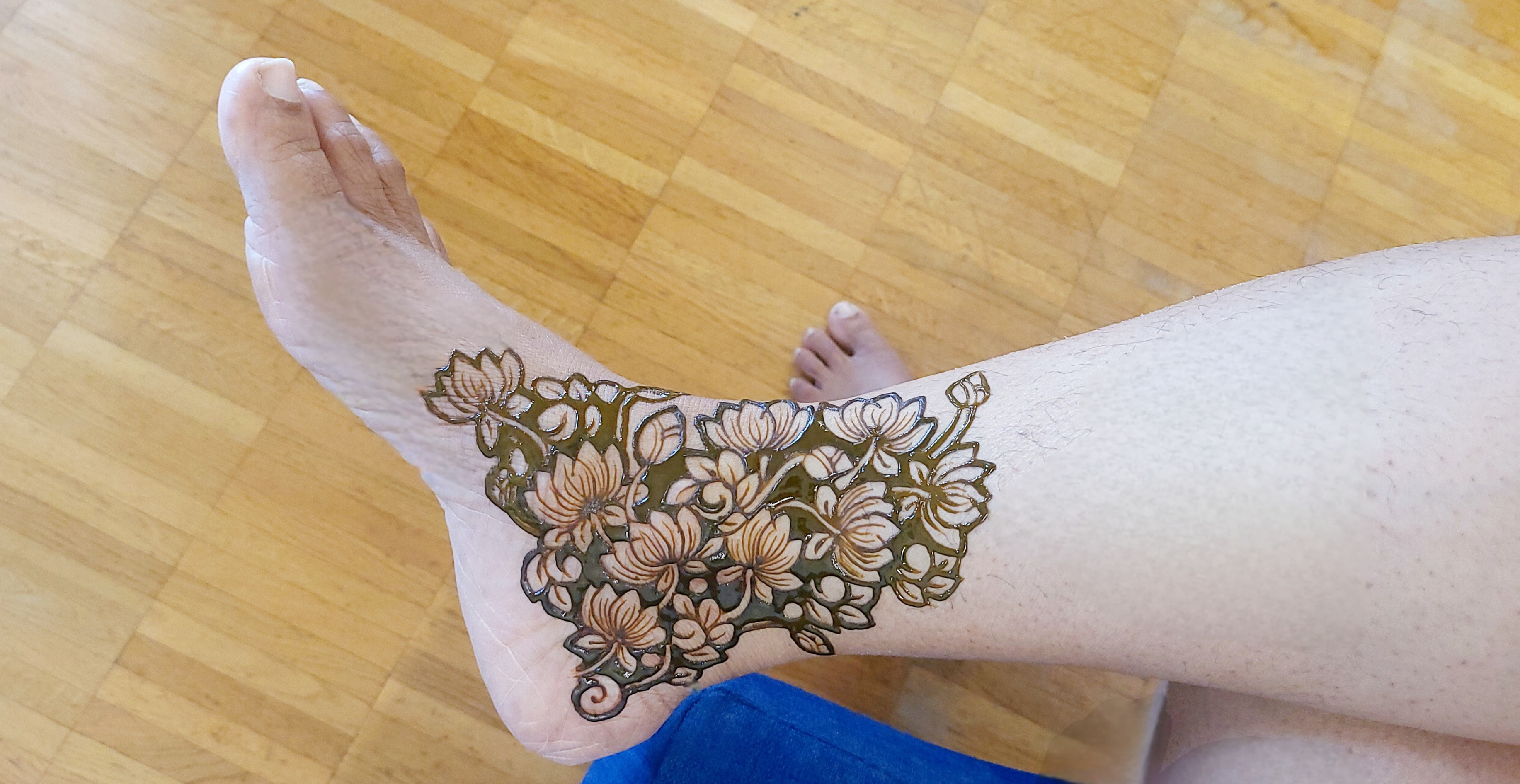 Henna Service 8